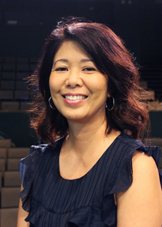 Dr. Fay Lee, Dean of Division 3: Social Sciences and Business