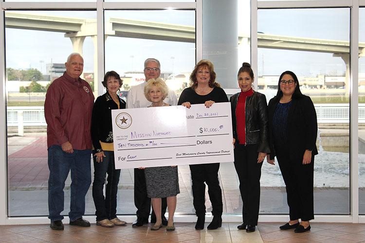 EMCID donates money to Mission Northeast for LSC-Kingwood courses